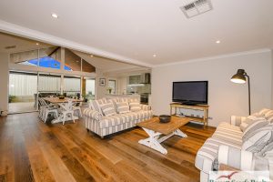 7 Drummore Vista, Madora Bay, WA 6210 AUS