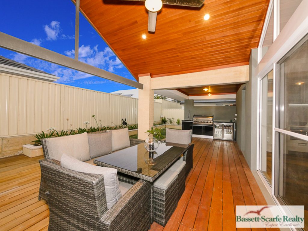 7 Drummore Vista, Madora Bay - Thumbnail 3