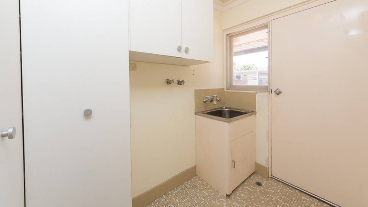 14 McKerracher Street, Dudley Park, WA 6210 AUS