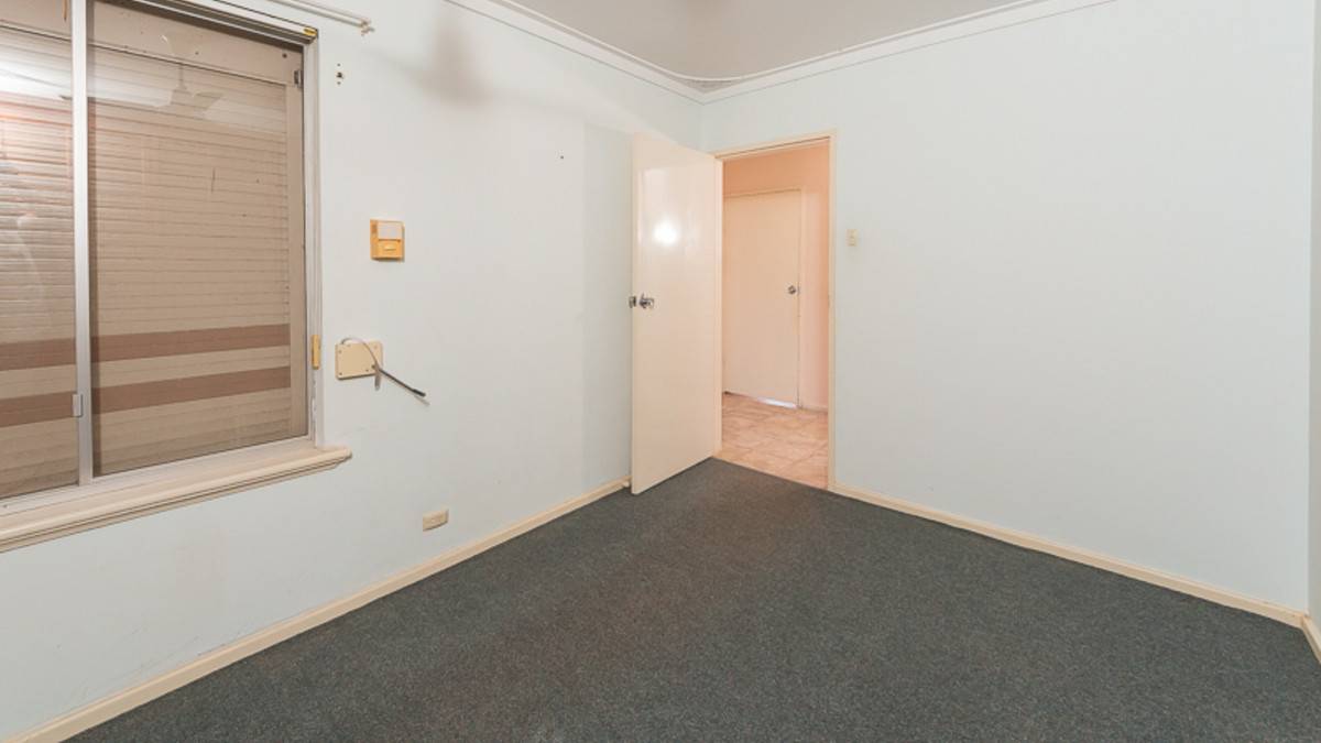 14 McKerracher Street, Dudley Park, WA 6210 AUS