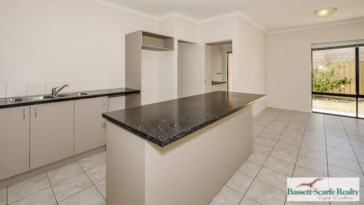 12 Fifth Avenue, Mandurah, WA 6210 AUS
