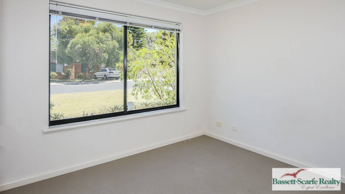 12 Fifth Avenue, Mandurah, WA 6210 AUS