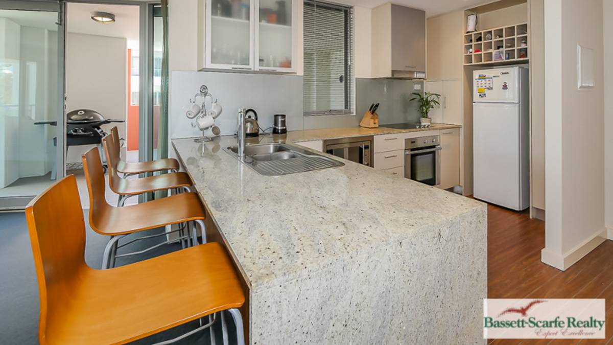 92/16 Dolphin Drive, Mandurah, WA 6210 AUS