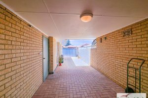 3 Stevenson Street, Dudley Park, WA 6210 AUS