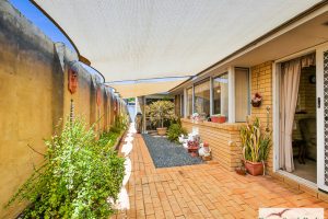 3 Stevenson Street, Dudley Park, WA 6210 AUS