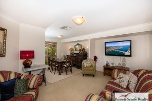 11 Kedron Place, Greenfields, WA 6210 AUS