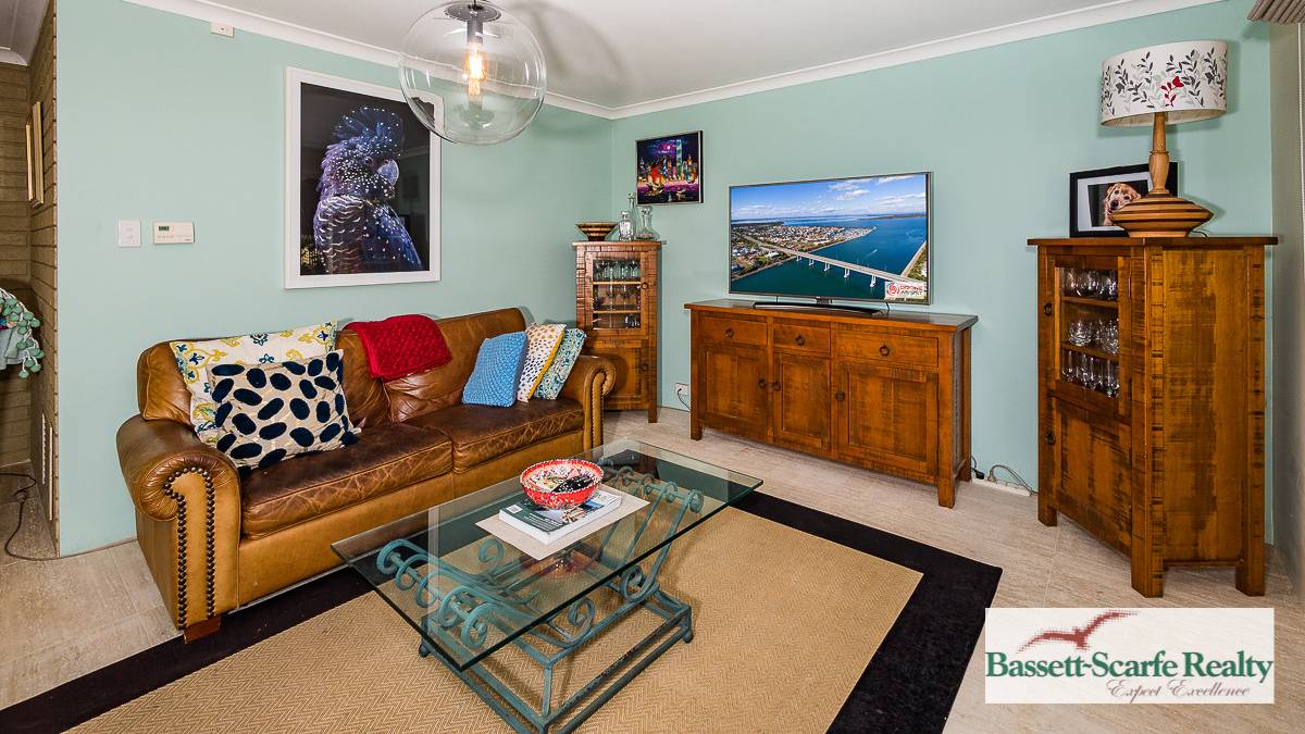 11 Kedron Place, Greenfields, WA 6210 AUS