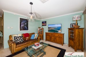 11 Kedron Place, Greenfields, WA 6210 AUS