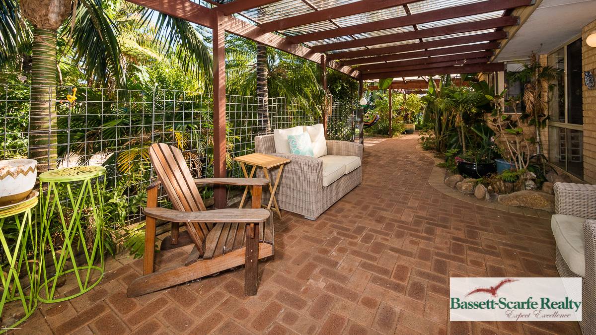 11 Kedron Place, Greenfields, WA 6210 AUS