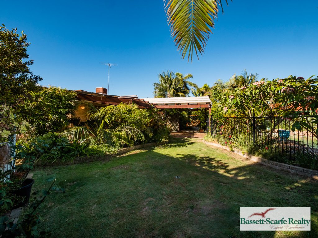 11 Kedron Place, Greenfields - Thumbnail 2