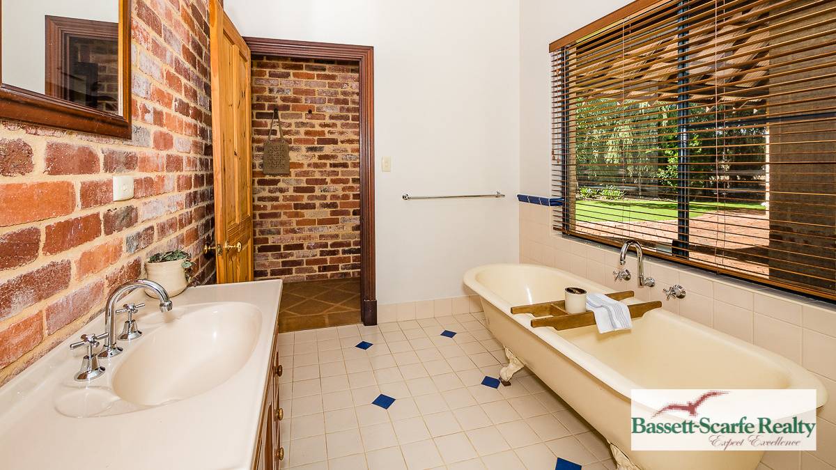 165 Pleasant Grove Circle, Falcon, WA 6210 AUS