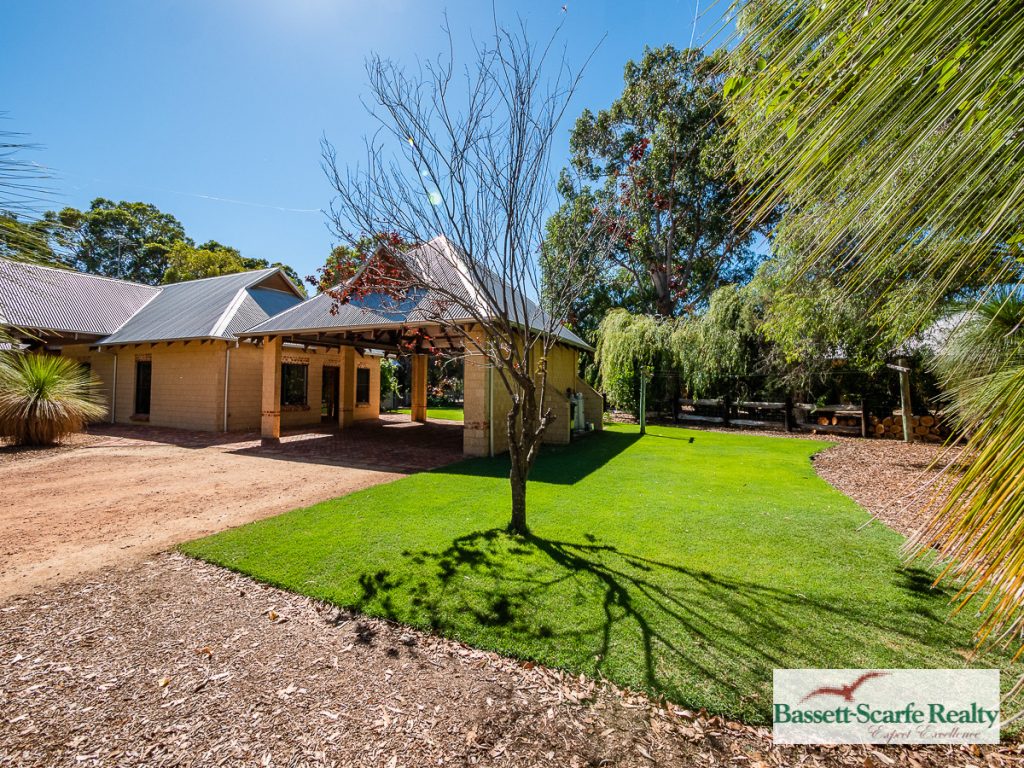 165 Pleasant Grove Circle, Falcon - Thumbnail 4