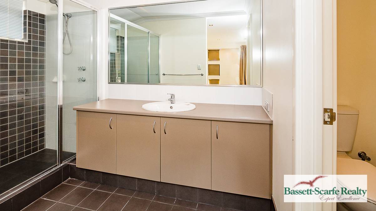 12 Glendale Street, Meadow Springs, WA 6210 AUS