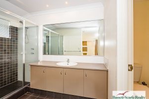 12 Glendale Street, Meadow Springs, WA 6210 AUS