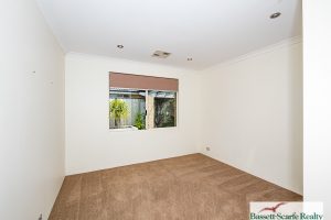 12 Glendale Street, Meadow Springs, WA 6210 AUS
