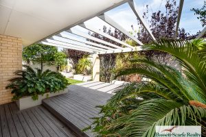 12 Glendale Street, Meadow Springs, WA 6210 AUS