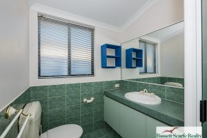 16 Lambrook Mews, ERSKINE, WA 6210 AUS
