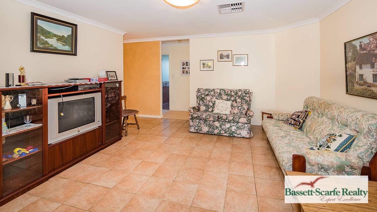 16 Lambrook Mews, ERSKINE, WA 6210 AUS