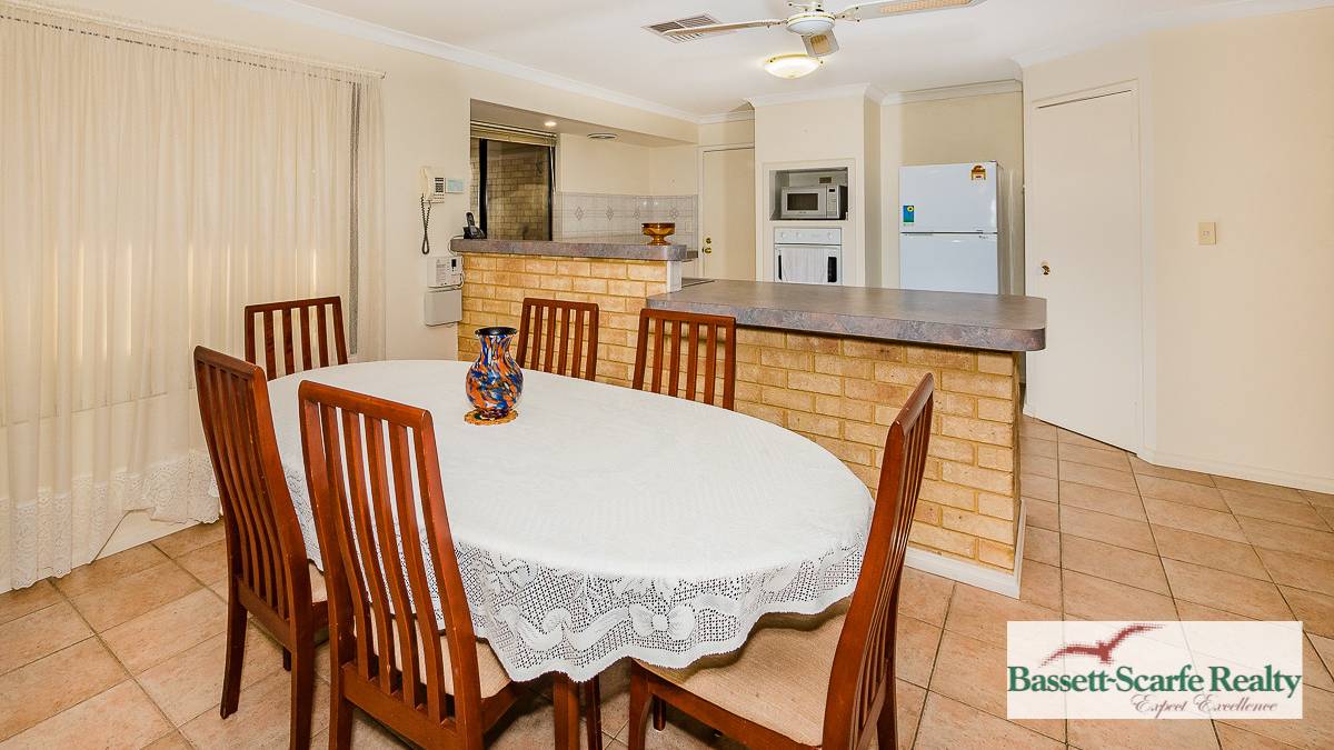 16 Lambrook Mews, ERSKINE, WA 6210 AUS