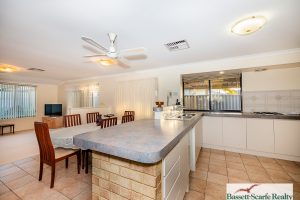 16 Lambrook Mews, ERSKINE, WA 6210 AUS