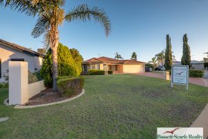 16 Lambrook Mews, ERSKINE, WA 6210 AUS