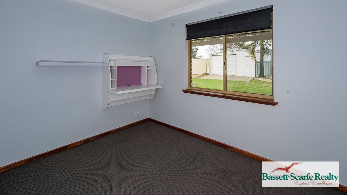 8 Tennyson Avenue, Halls Head, WA 6210 AUS