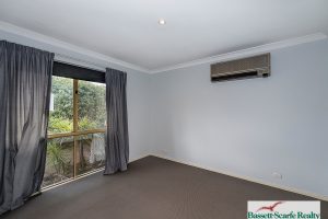 8 Tennyson Avenue, Halls Head, WA 6210 AUS
