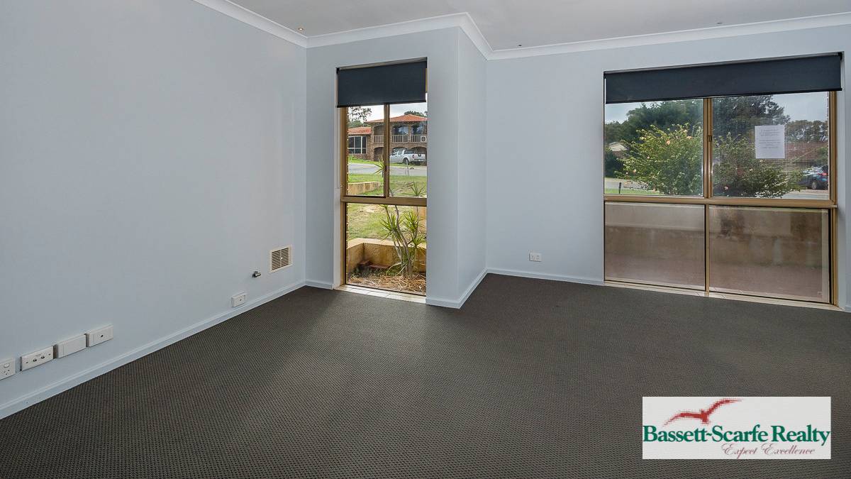 8 Tennyson Avenue, Halls Head, WA 6210 AUS