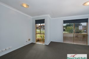 8 Tennyson Avenue, Halls Head, WA 6210 AUS