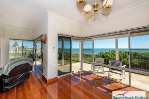 2 Barry Street, Mandurah, WA 6210 AUS