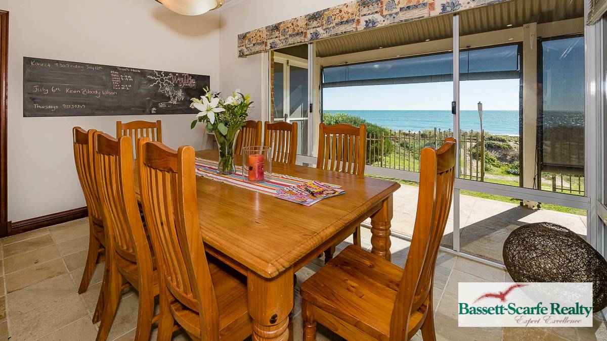 2 Barry Street, Mandurah, WA 6210 AUS