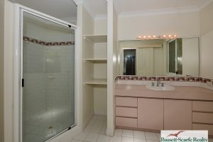 1A Montego Way, Halls Head, WA 6210 AUS
