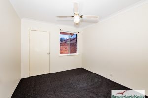 1A Montego Way, Halls Head, WA 6210 AUS