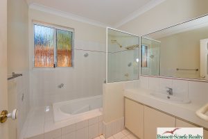 1A Montego Way, Halls Head, WA 6210 AUS