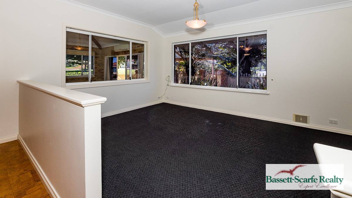 1A Montego Way, Halls Head, WA 6210 AUS