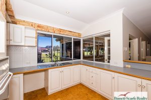 1A Montego Way, Halls Head, WA 6210 AUS