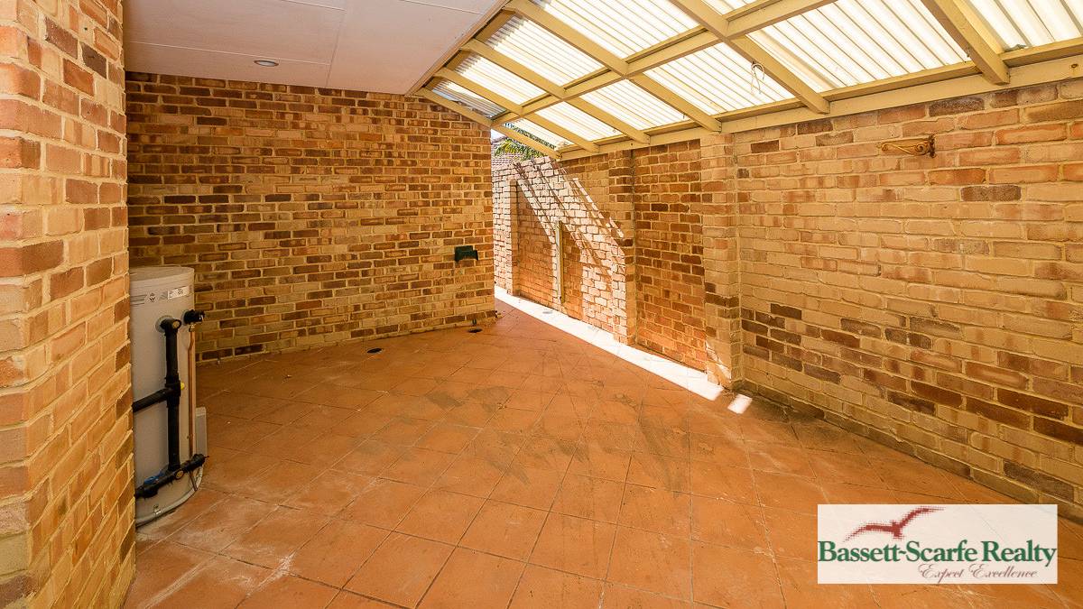 1A Montego Way, Halls Head, WA 6210 AUS