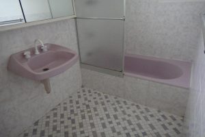 2 Bolton Street, DUDLEY PARK, WA 6210 AUS