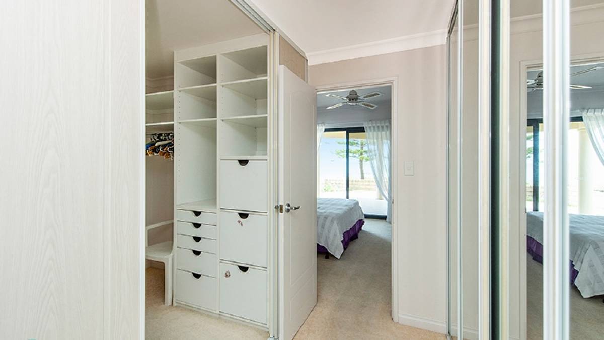 1B Merle Street, Mandurah, WA 6210 AUS