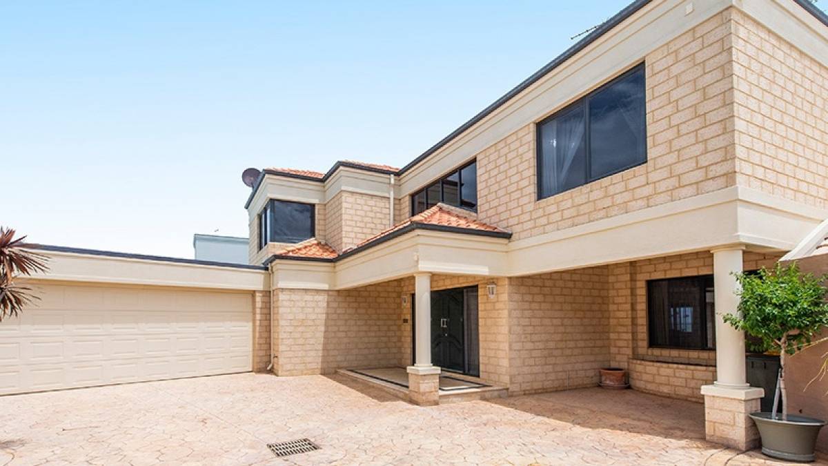 1B Merle Street, Mandurah, WA 6210 AUS
