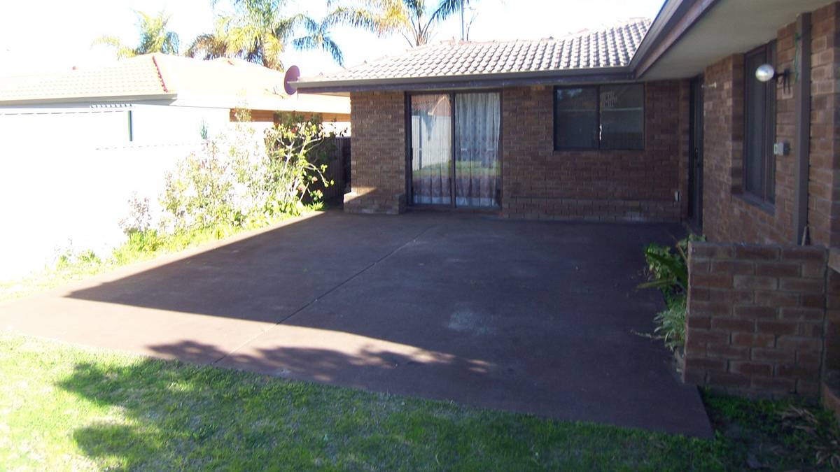 14 Tuart Road, GREENFIELDS, WA 6210 AUS