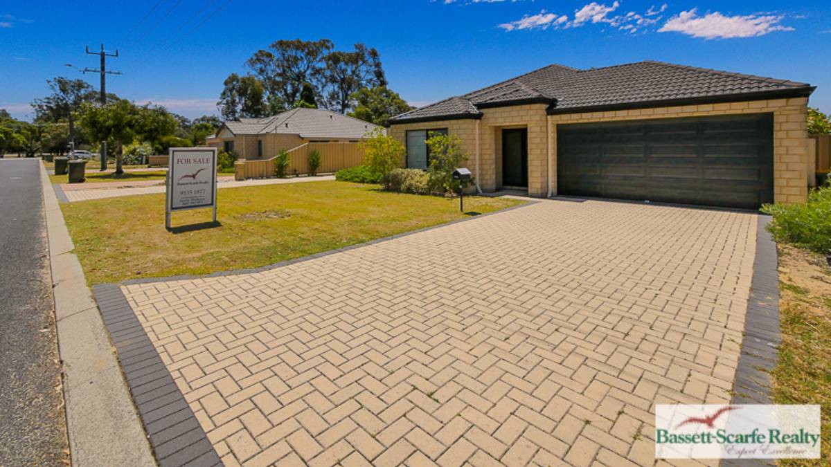 12 Fifth Avenue, Mandurah, WA 6210 AUS