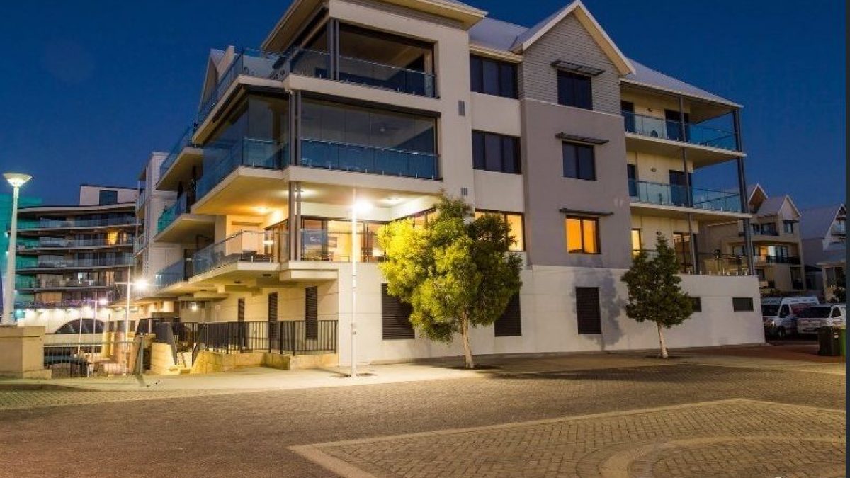 1/18 Cannaregio Square, Mandurah, WA 6210 AUS
