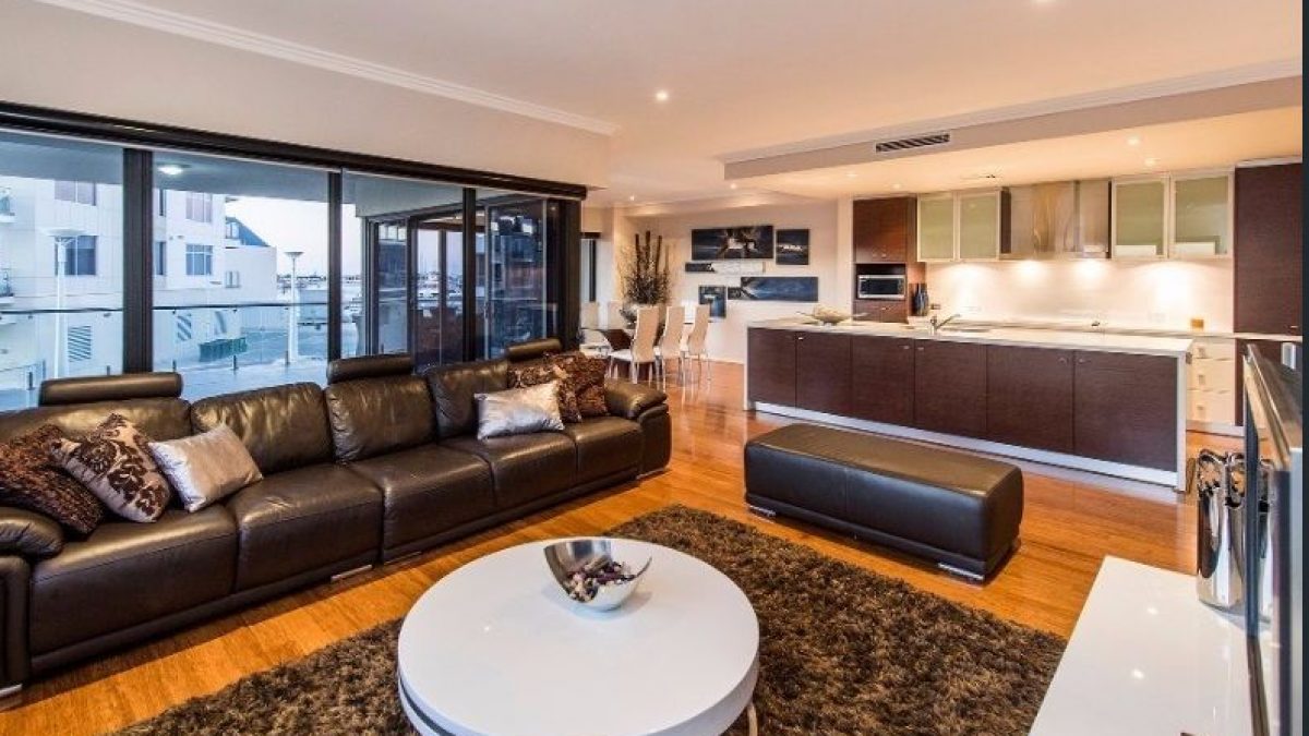 1/18 Cannaregio Square, Mandurah, WA 6210 AUS