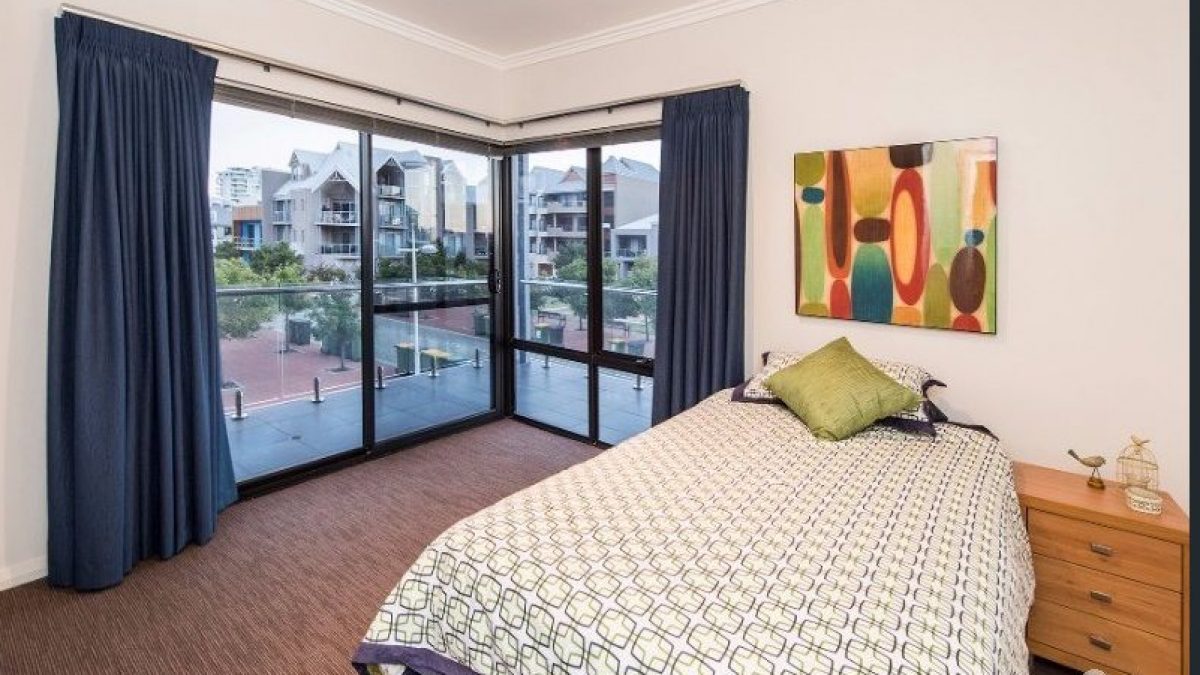 1/18 Cannaregio Square, Mandurah, WA 6210 AUS