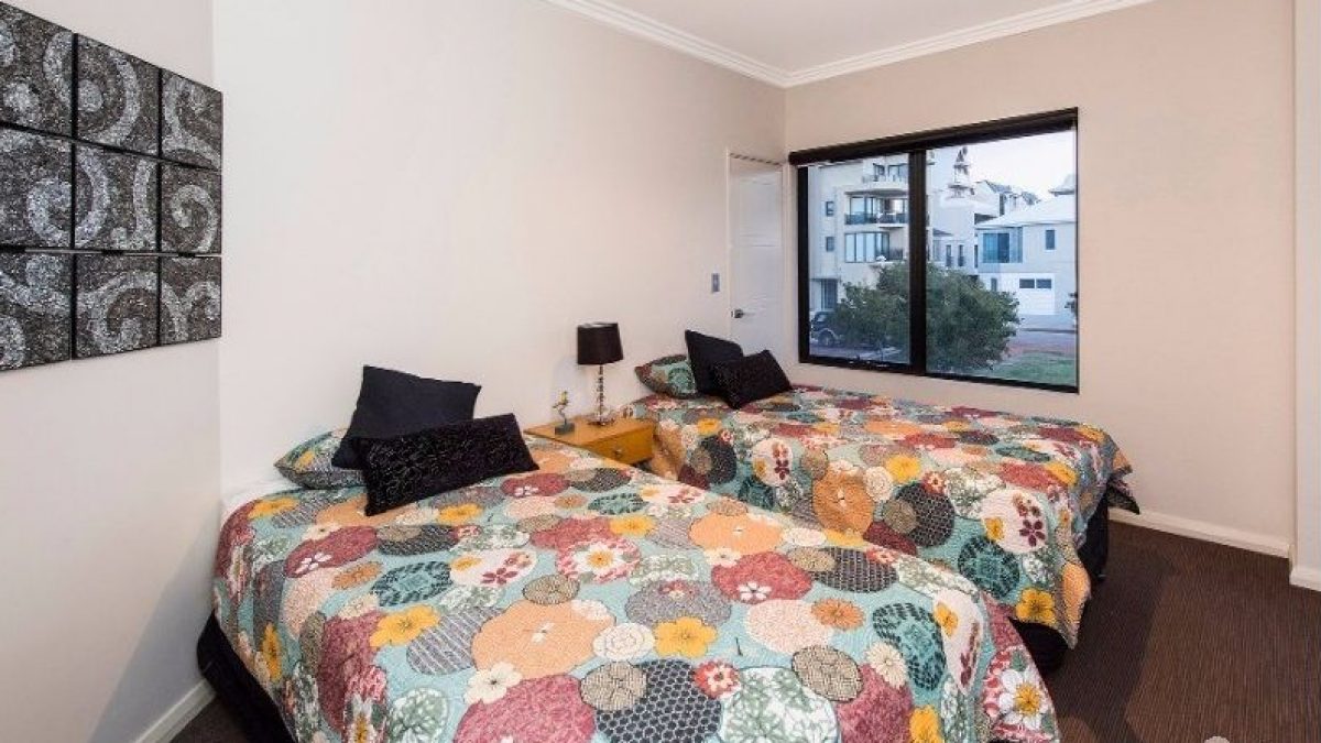 1/18 Cannaregio Square, Mandurah, WA 6210 AUS