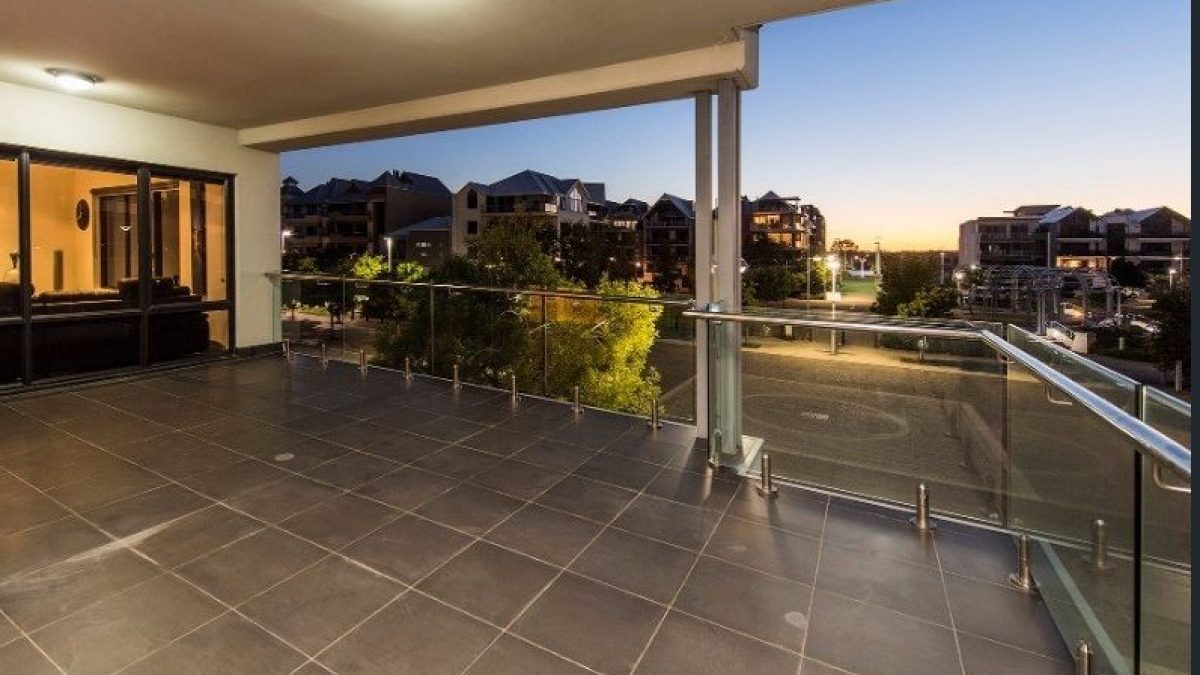 1/18 Cannaregio Square, Mandurah, WA 6210 AUS