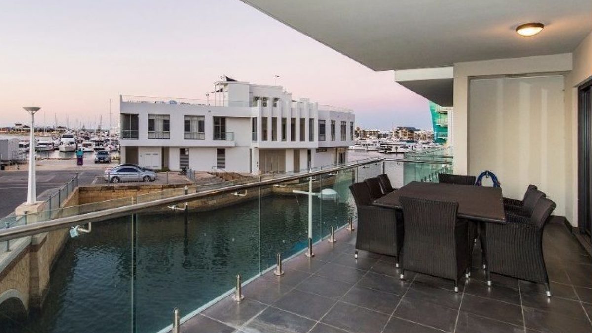 1/18 Cannaregio Square, Mandurah, WA 6210 AUS