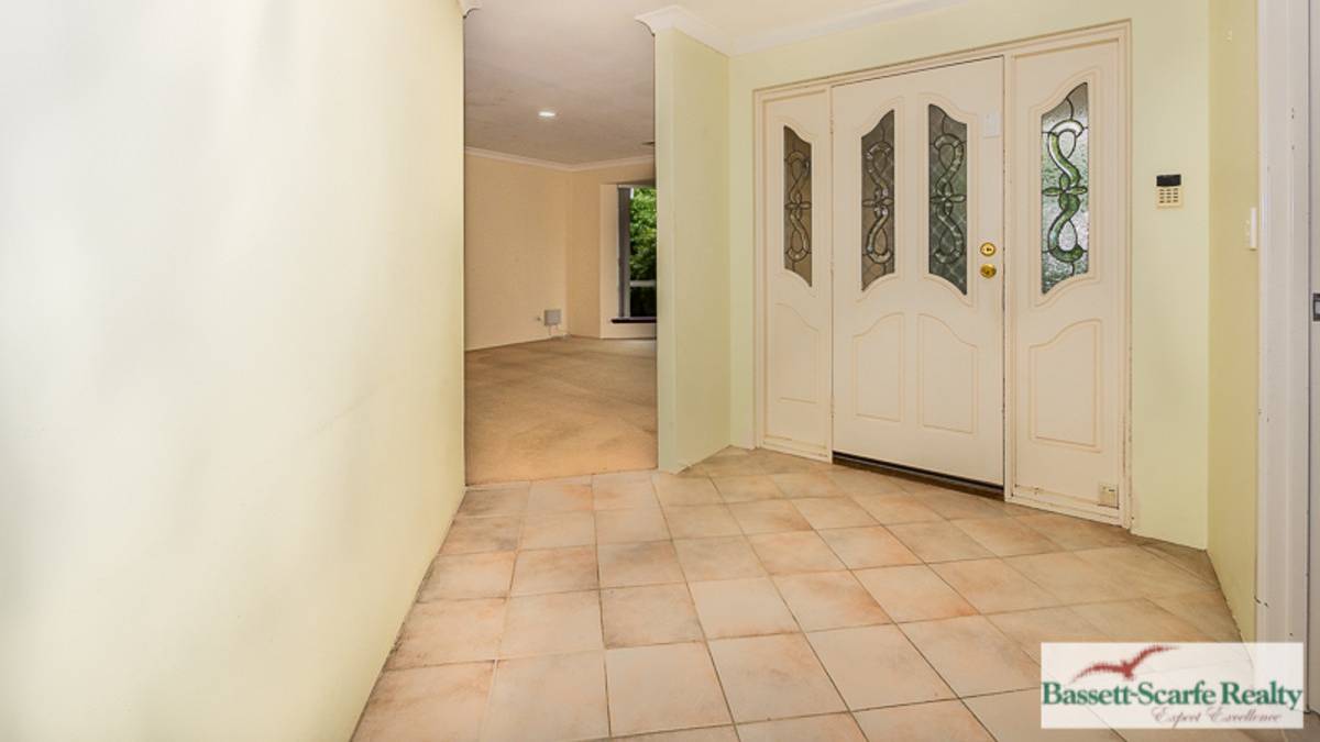 24 Hestia Place, San Remo, WA 6210 AUS