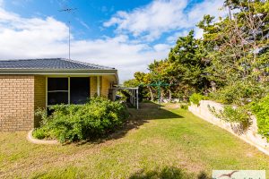 24 Hestia Place, San Remo, WA 6210 AUS
